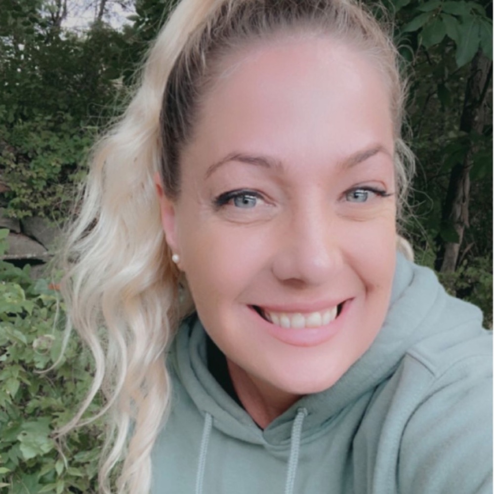 Meet your Posher, Jennifer